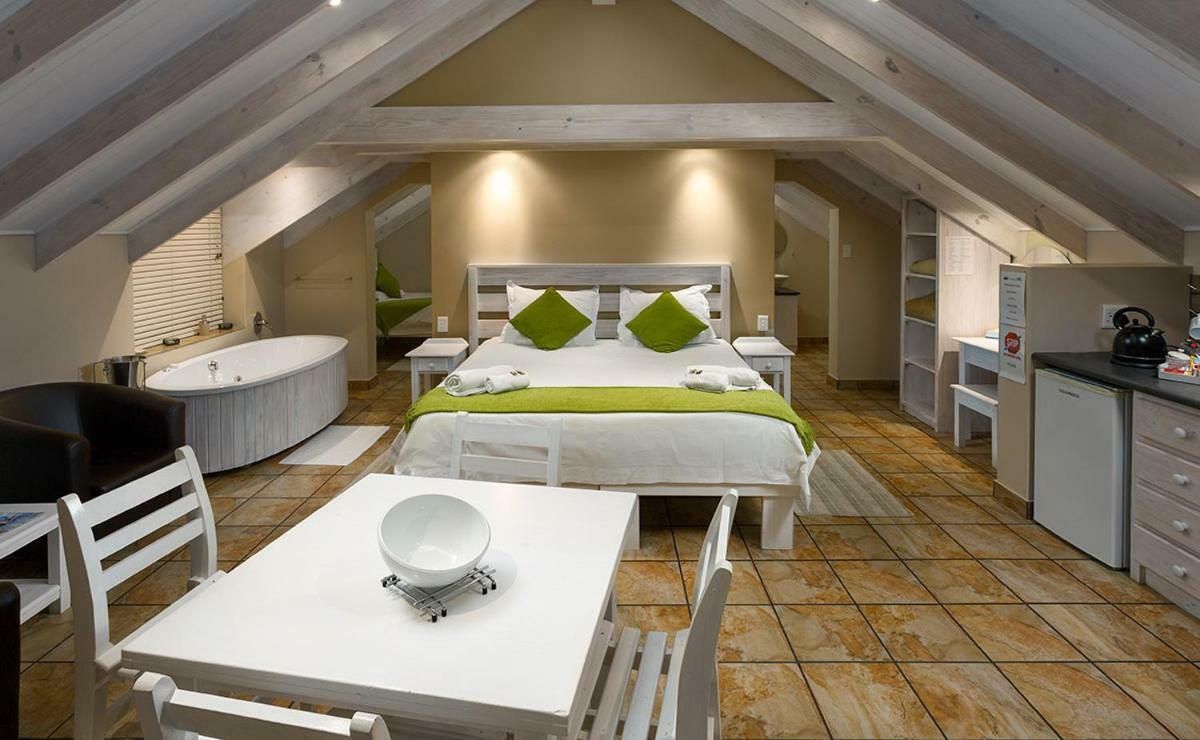 Adamsview Hotell Gariepdam Eksteriør bilde